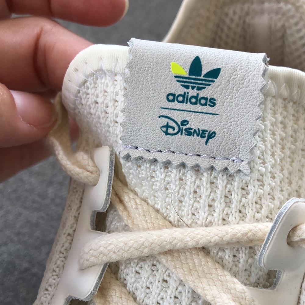 NWOT! - ADIDAS x DISNEY The Little Mermaid NMD R1 Athletic Shoes - Picture 6 of 16